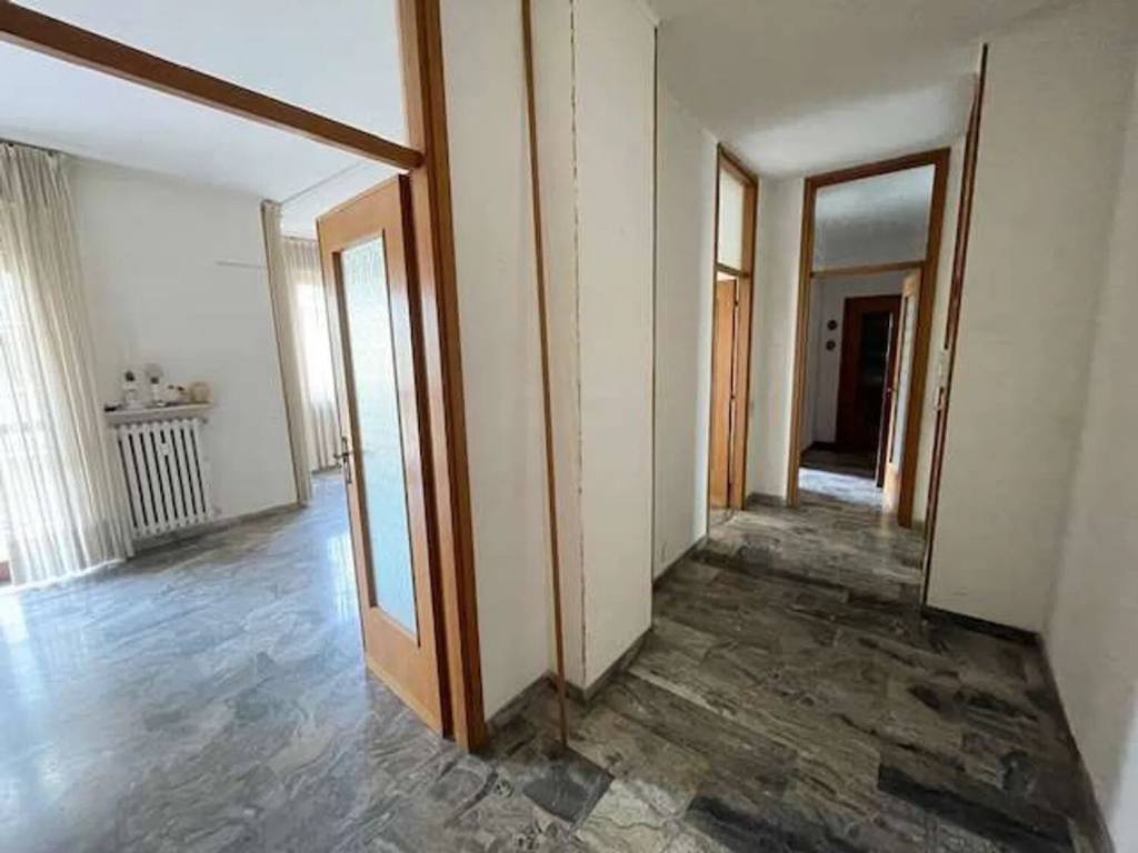 appartamento in vendita ad Alessandria in zona zona Pista