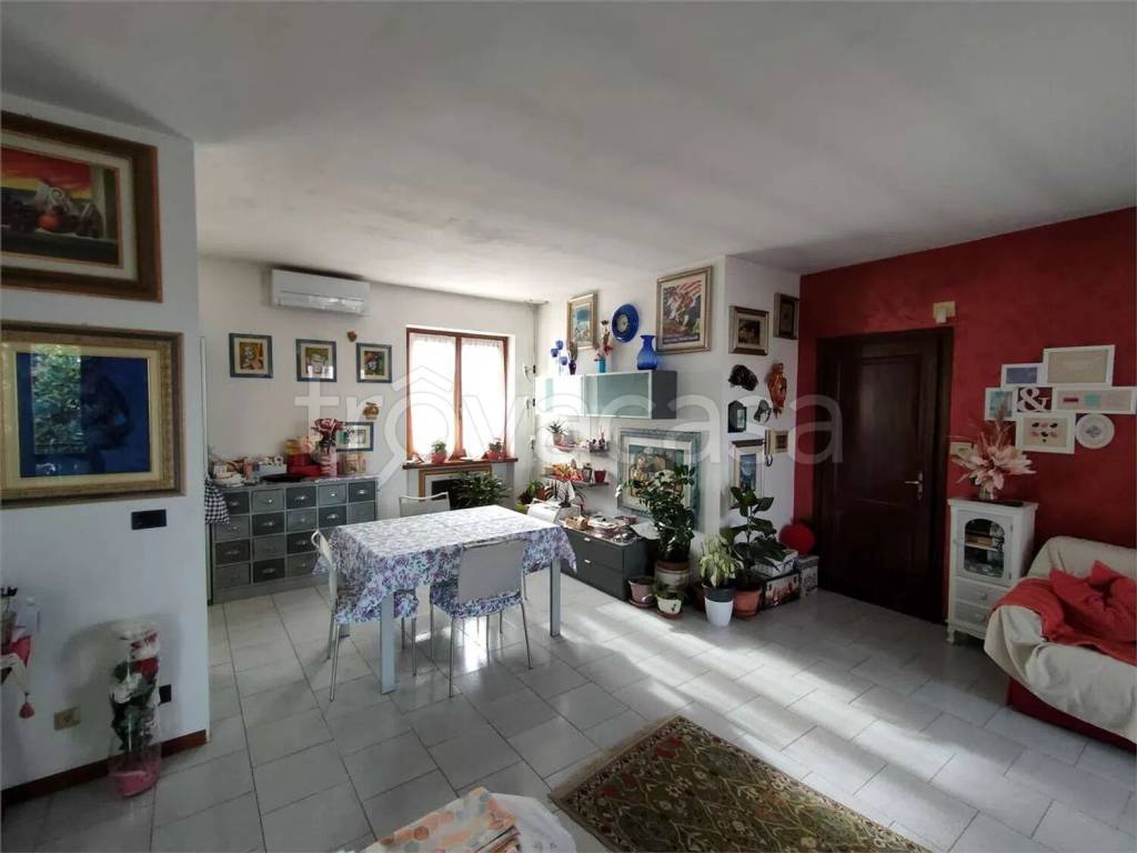 casa indipendente in vendita ad Alessandria in zona Il Cristo