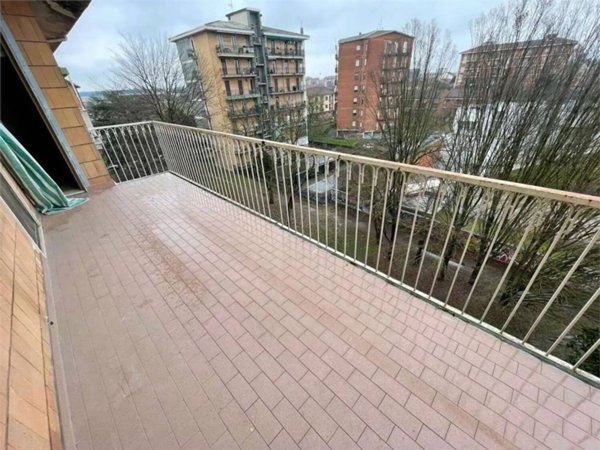 appartamento in vendita ad Alessandria in zona Villaggio Europa