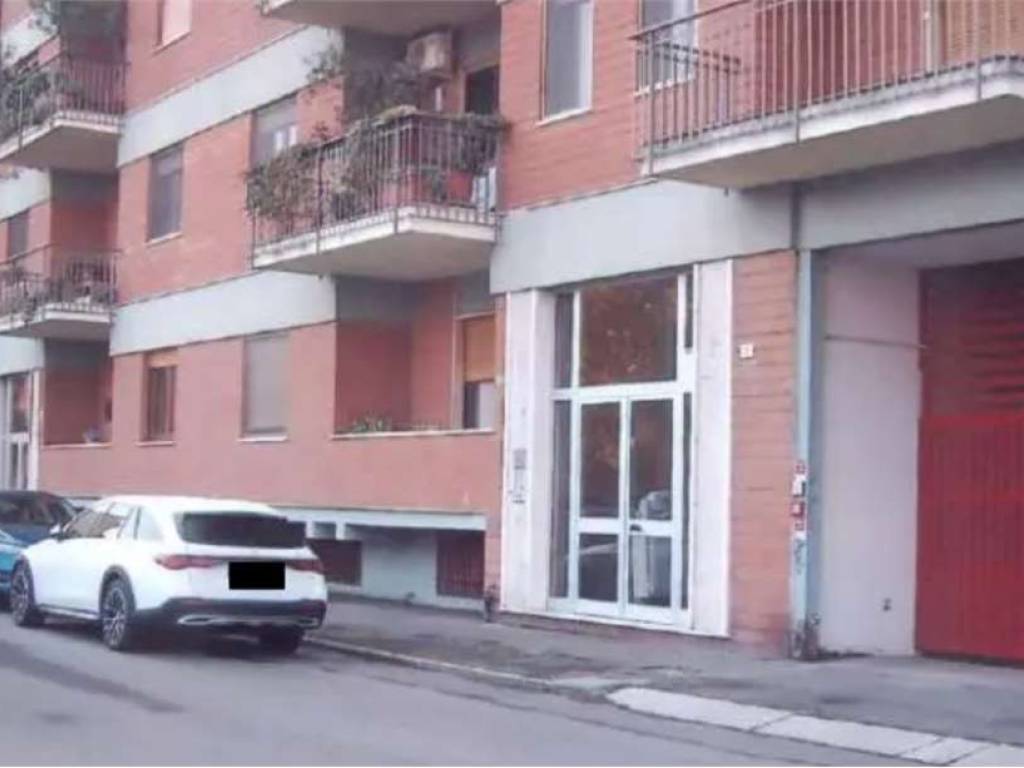 appartamento in vendita ad Alessandria in zona zona Pista