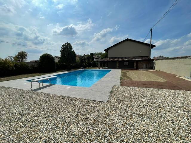casa indipendente in vendita ad Alessandria in zona San Giuliano Nuovo