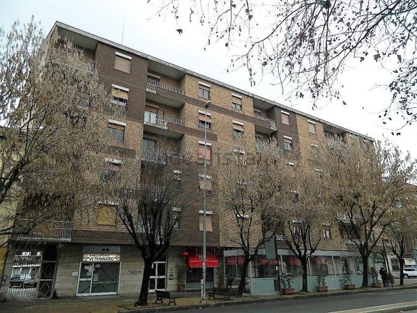 appartamento in vendita ad Alessandria in zona Borgo Rovereto