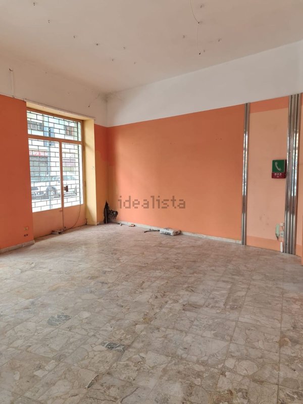 locale di sgombero in vendita ad Alessandria