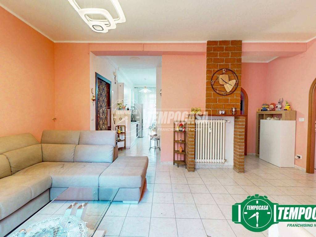 appartamento in vendita ad Alessandria in zona zona Pista