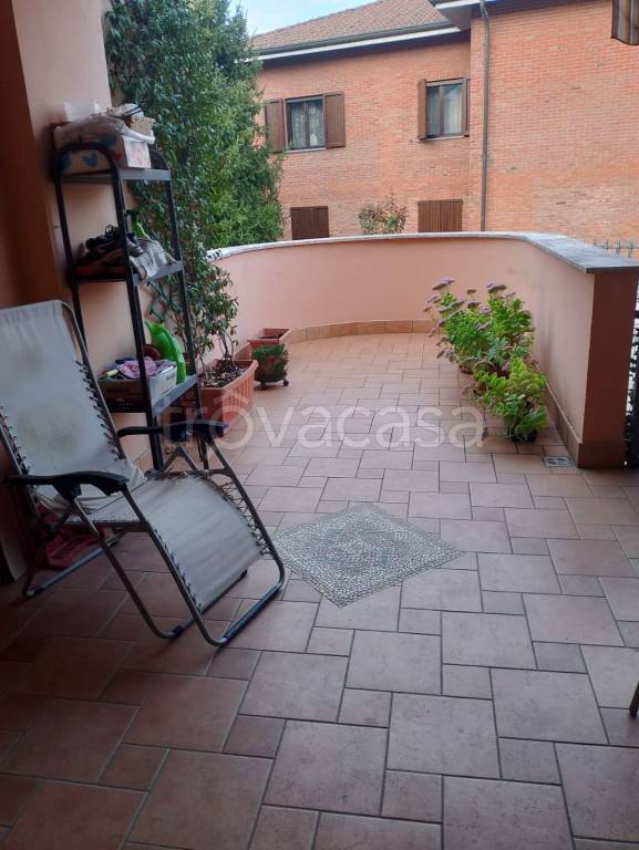 casa indipendente in vendita ad Alessandria in zona Galimberti