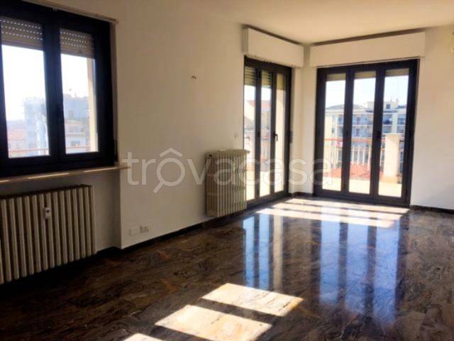 appartamento in vendita ad Alessandria in zona zona Pista