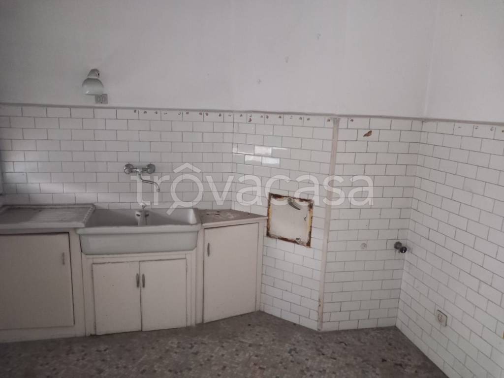 appartamento in vendita ad Alessandria in zona zona Pista