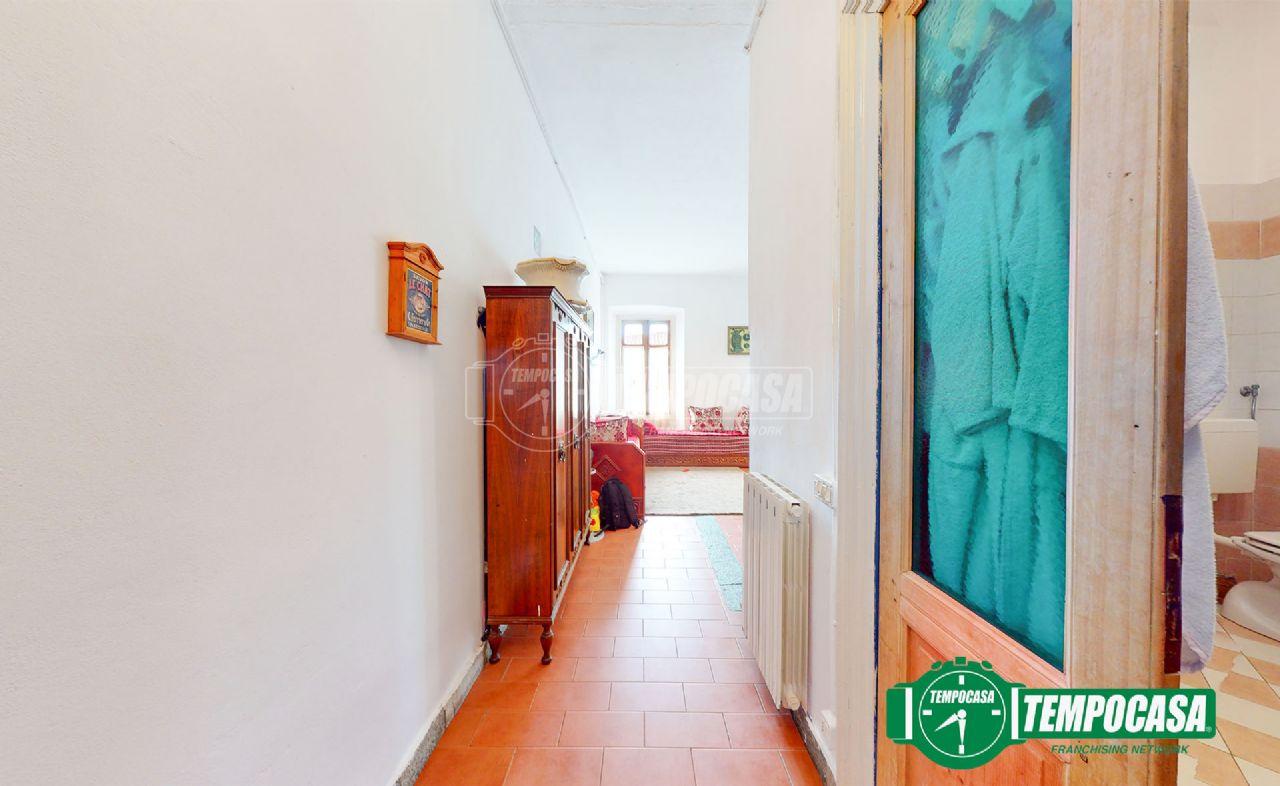 appartamento in vendita ad Alessandria in zona Borgo Rovereto