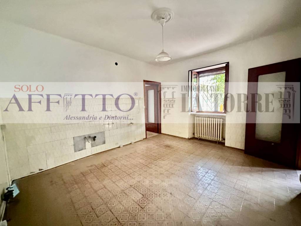casa indipendente in vendita ad Alessandria in zona Piazza Garibaldi