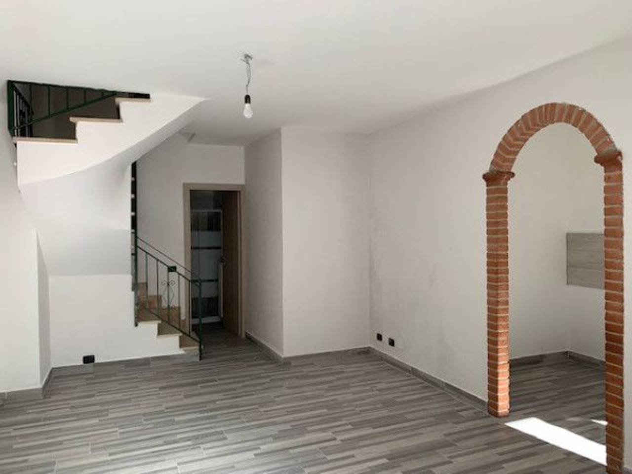 casa indipendente in vendita ad Alessandria in zona Galimberti