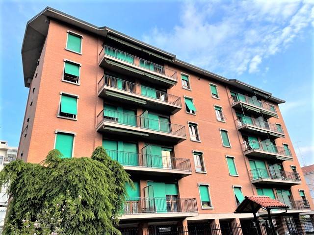 appartamento in vendita ad Alessandria in zona Borgo Rovereto
