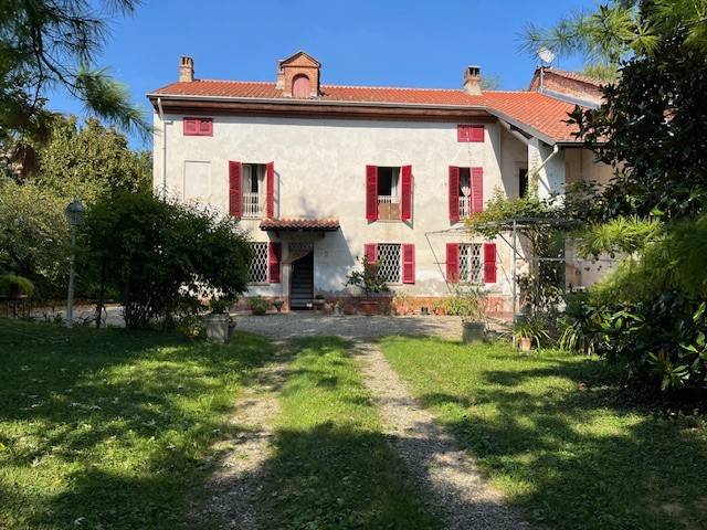 casa indipendente in vendita ad Alessandria in zona Valle San Bartolomeo