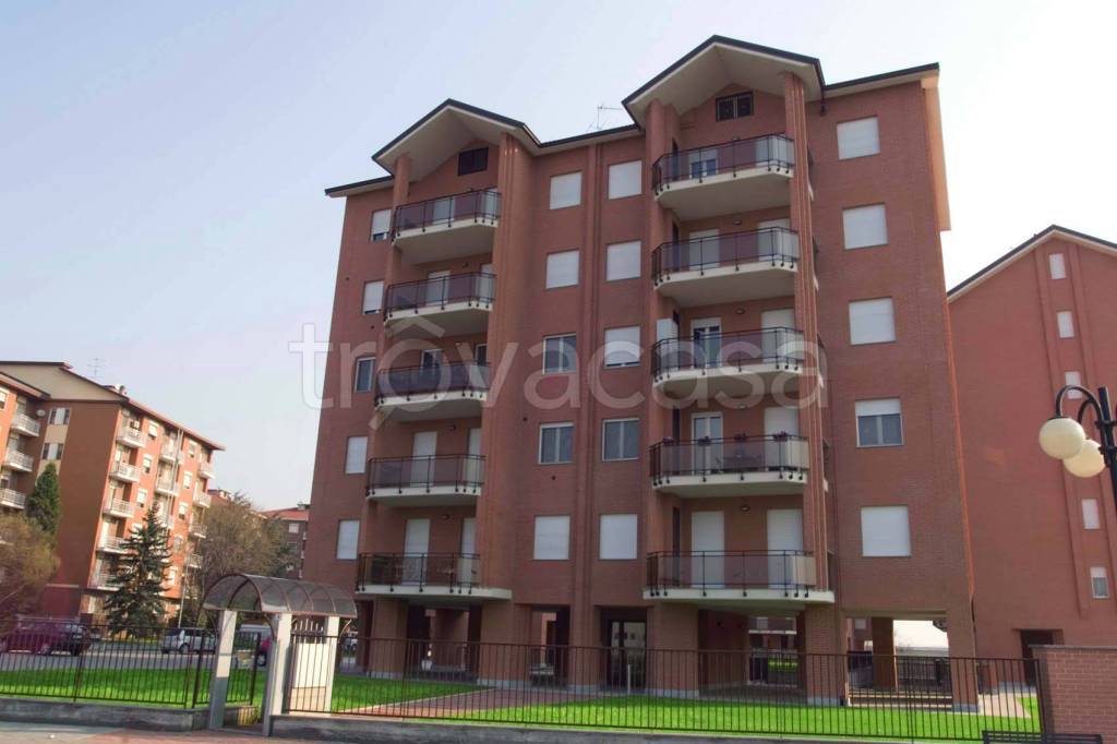 appartamento in vendita ad Alessandria in zona Galimberti