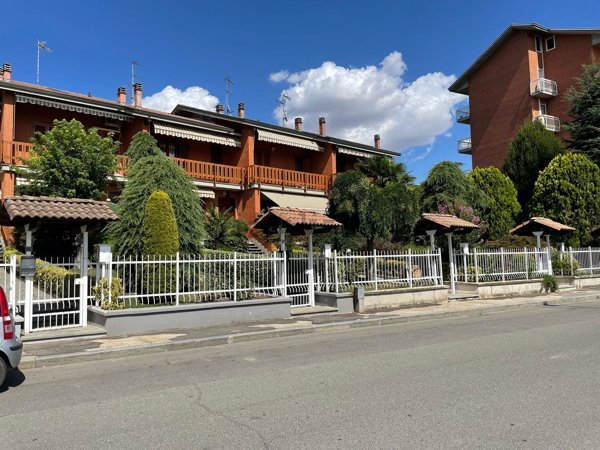 casa indipendente in vendita ad Alessandria in zona Il Cristo