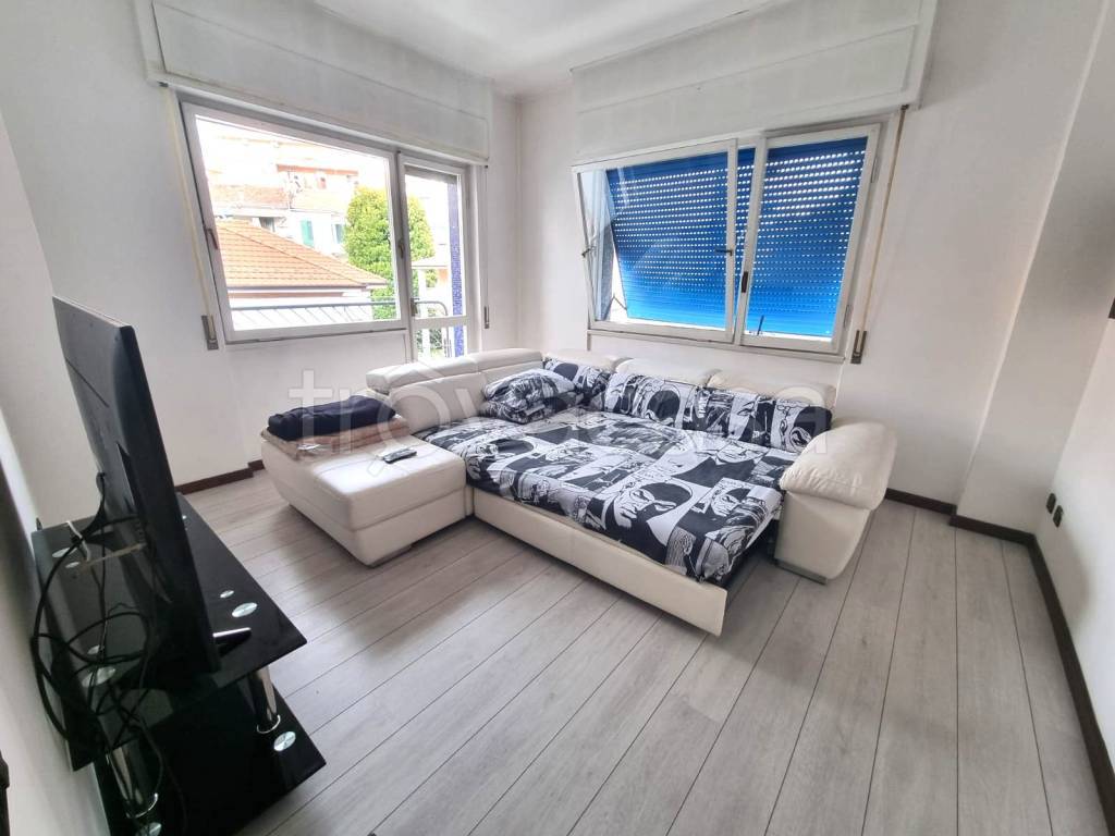 appartamento in vendita ad Alessandria in zona zona Pista