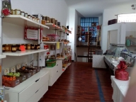 negozio in vendita ad Alessandria in zona Borgo Rovereto