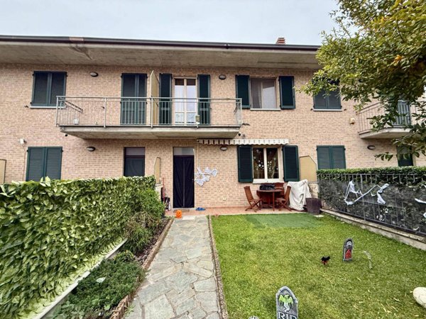 casa indipendente in vendita ad Alessandria in zona Spinetta Marengo
