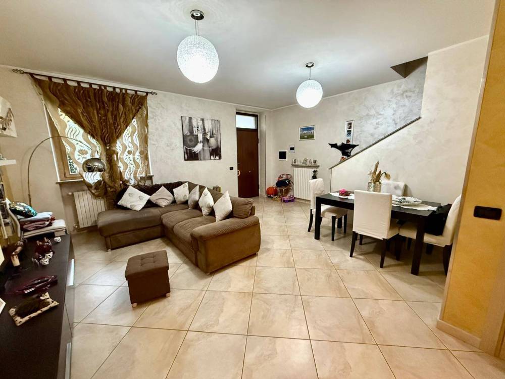 casa indipendente in vendita ad Alessandria in zona Spinetta Marengo