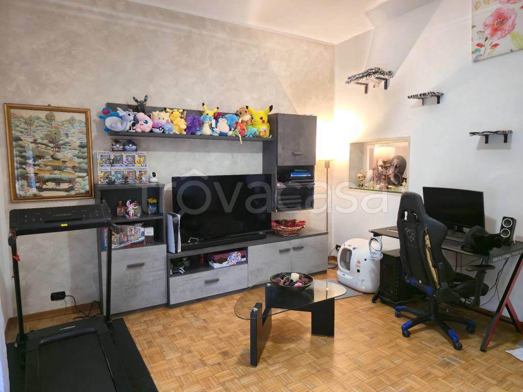 appartamento in vendita ad Alessandria in zona zona Pista