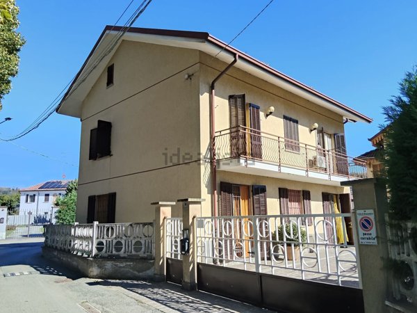 appartamento in vendita ad Alessandria in zona Valmadonna