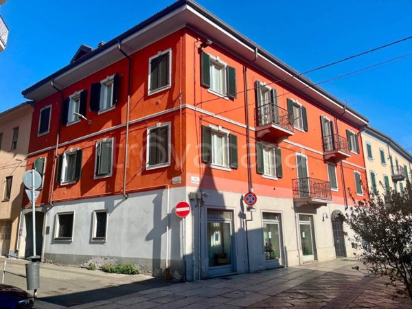appartamento in vendita ad Alessandria in zona Borgo Rovereto