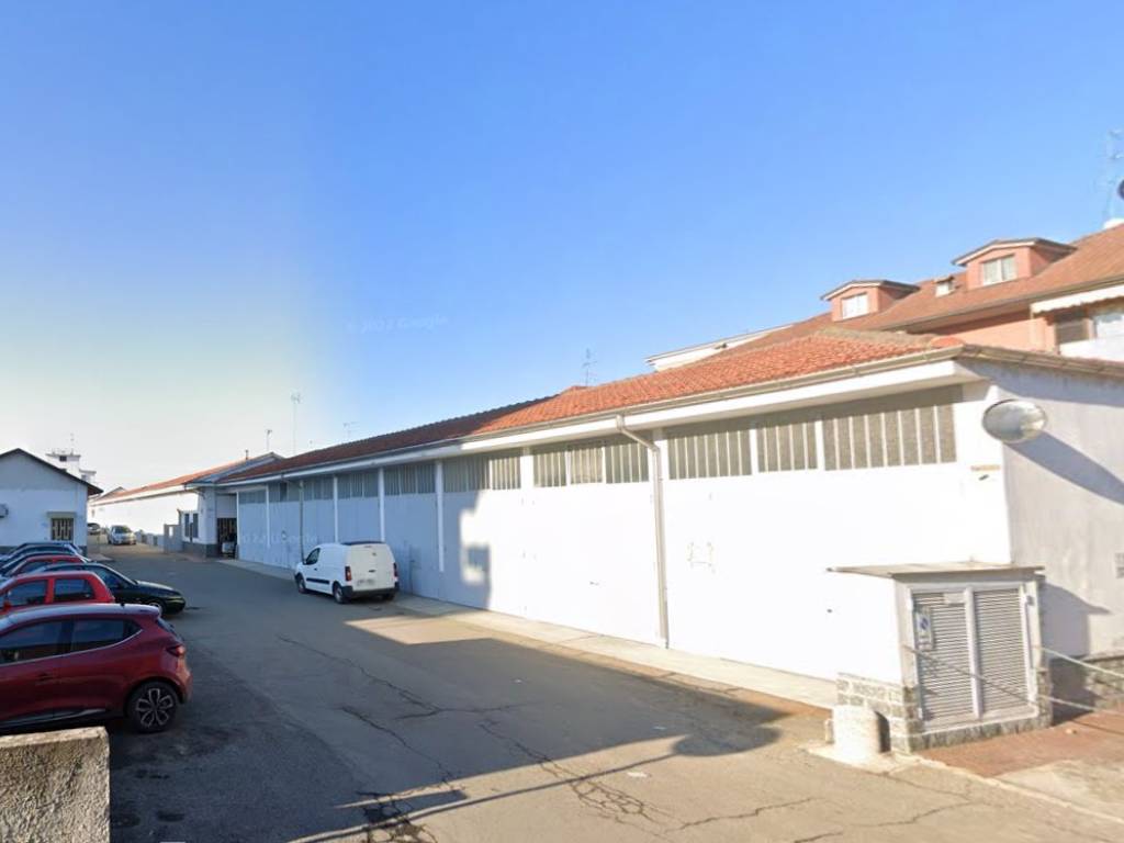 locale commerciale in vendita ad Alessandria in zona Il Cristo