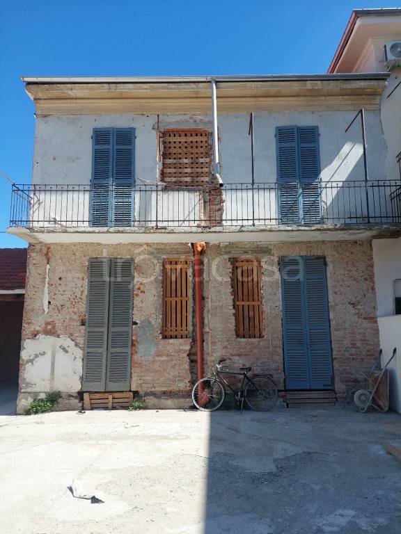 appartamento in vendita ad Alessandria in zona Il Cristo