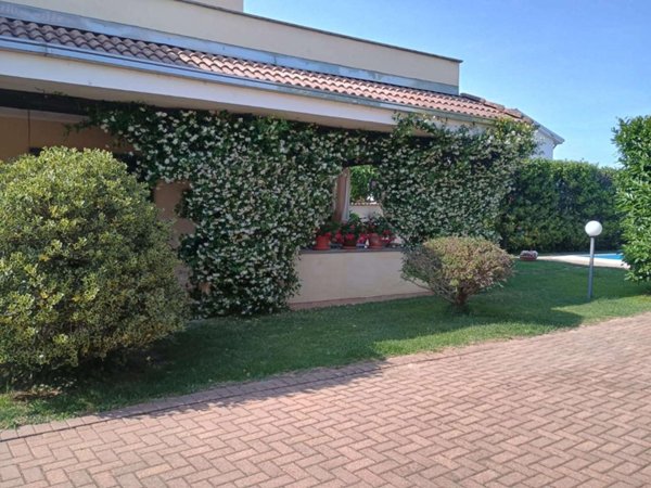 casale in vendita ad Alessandria in zona Mandrogne