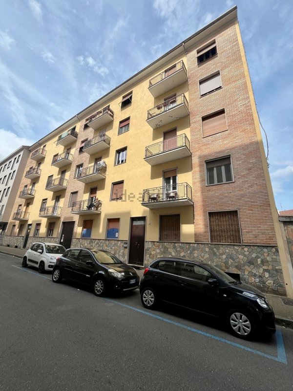 appartamento in vendita ad Alessandria in zona Borgo Rovereto