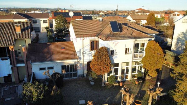 casa indipendente in vendita ad Alessandria