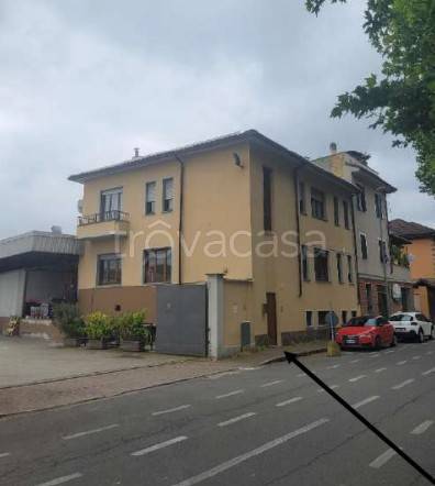 locale commerciale in vendita ad Alessandria in zona Orti
