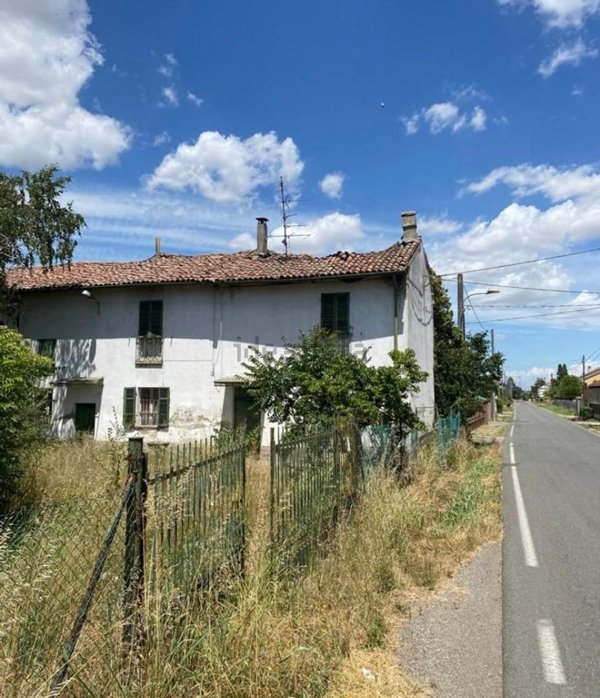 casa indipendente in vendita ad Alessandria