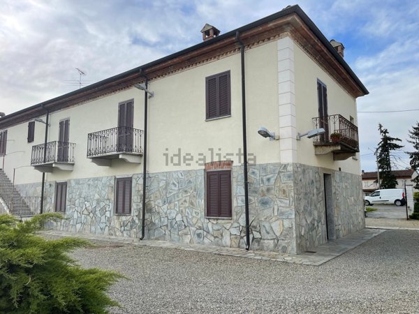 casa semindipendente in vendita ad Alessandria in zona San Michele