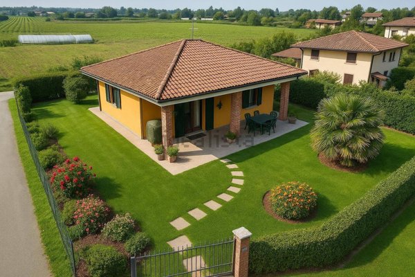 casa indipendente in vendita ad Alessandria in zona Cabanette