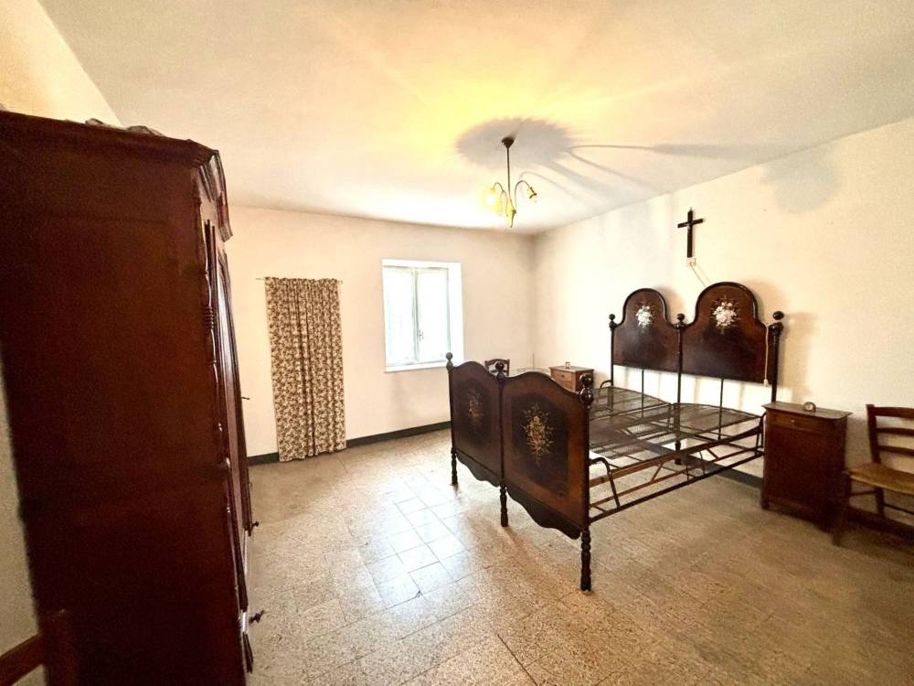 casa indipendente in vendita ad Alessandria in zona Centro Città