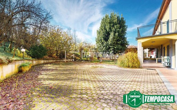 casa indipendente in vendita ad Alessandria in zona Valle San Bartolomeo