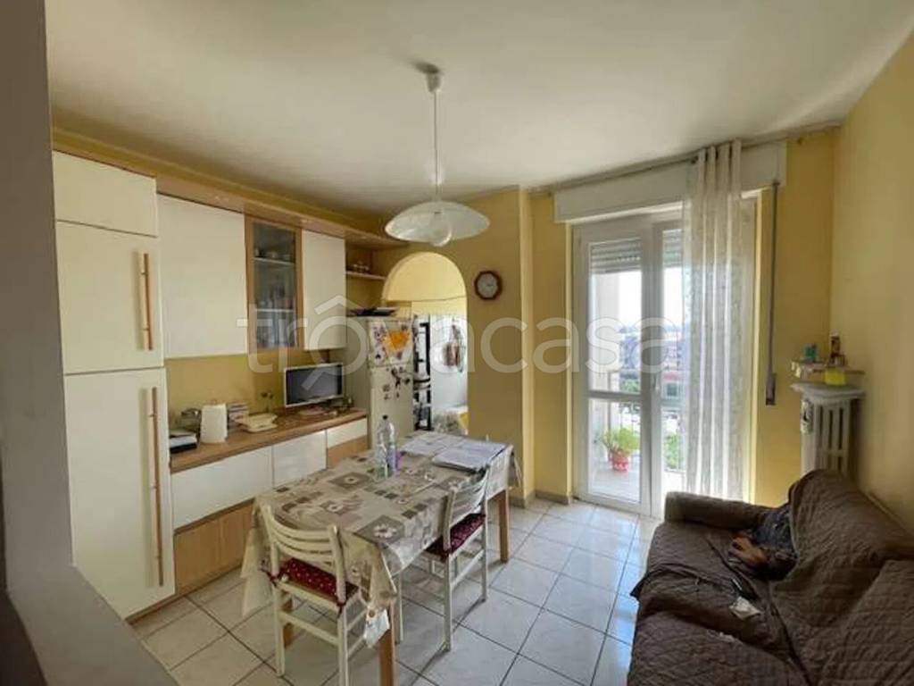 appartamento in vendita ad Alessandria in zona zona Pista