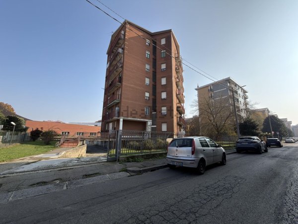 appartamento in vendita ad Alessandria in zona zona Pista
