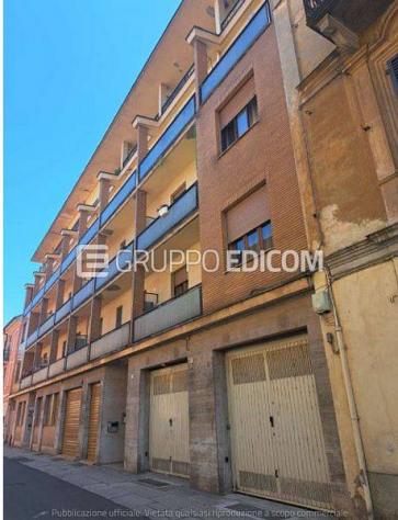 locale commerciale in vendita ad Alessandria