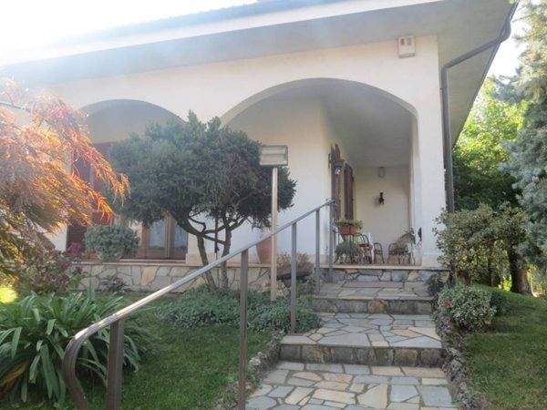 casa indipendente in vendita ad Alessandria in zona Spinetta Marengo