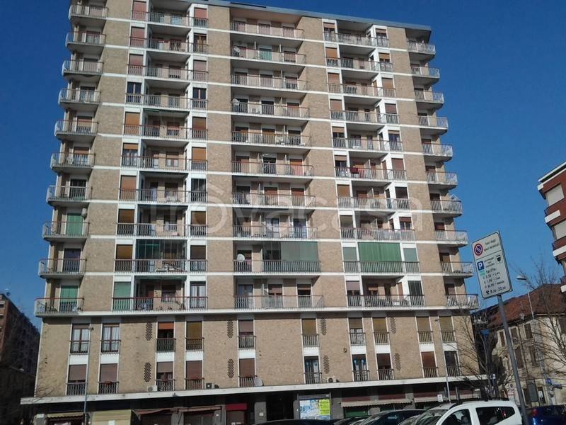 appartamento in vendita ad Alessandria in zona Borgo Rovereto