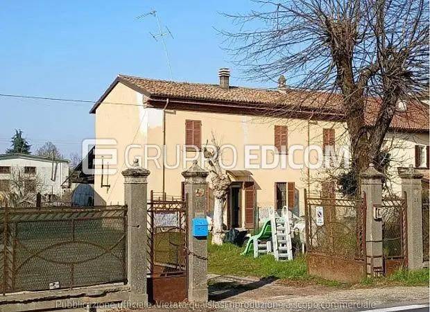 casa indipendente in vendita ad Alessandria
