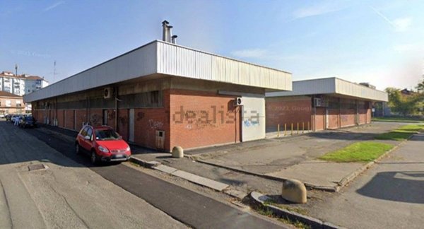 locale di sgombero in vendita ad Alessandria