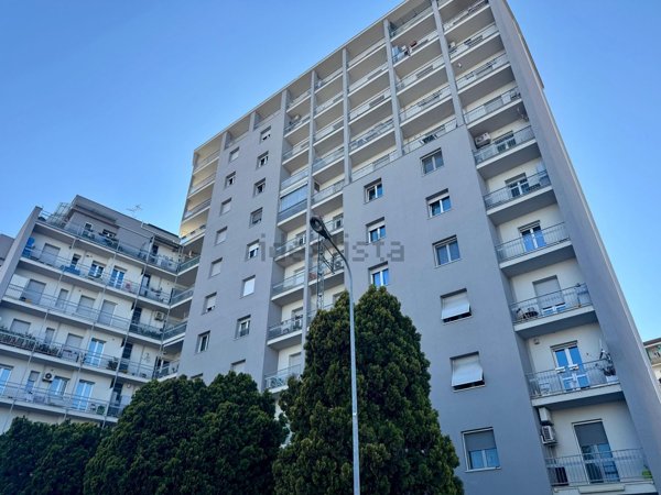 locale commerciale in vendita ad Alessandria in zona Centro Città