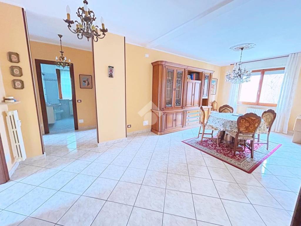 appartamento in vendita ad Alessandria in zona Spinetta Marengo