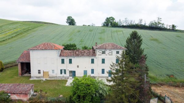 casale in vendita ad Alessandria in zona Valle San Bartolomeo