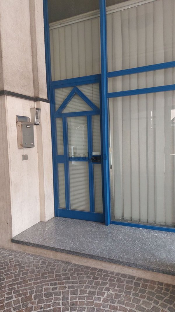 ufficio in vendita ad Alessandria in zona Borgo Rovereto
