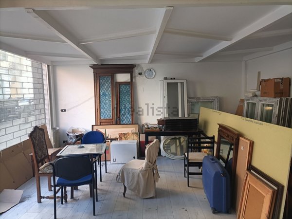 locale di sgombero in vendita ad Alessandria in zona Borgo Rovereto