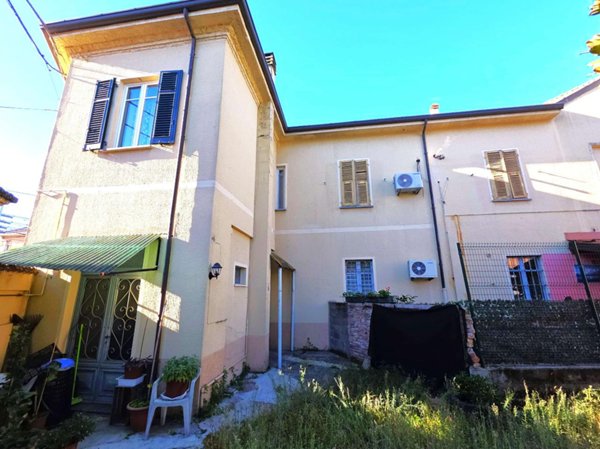 appartamento in vendita ad Alessandria in zona Spinetta Marengo