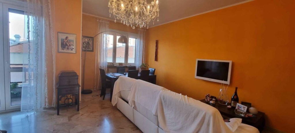 appartamento in vendita ad Alessandria in zona Galimberti